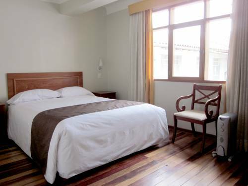 Hotel Emperador Plaza