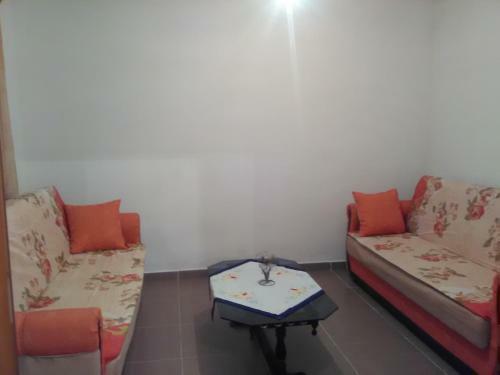 Kenos Hostel