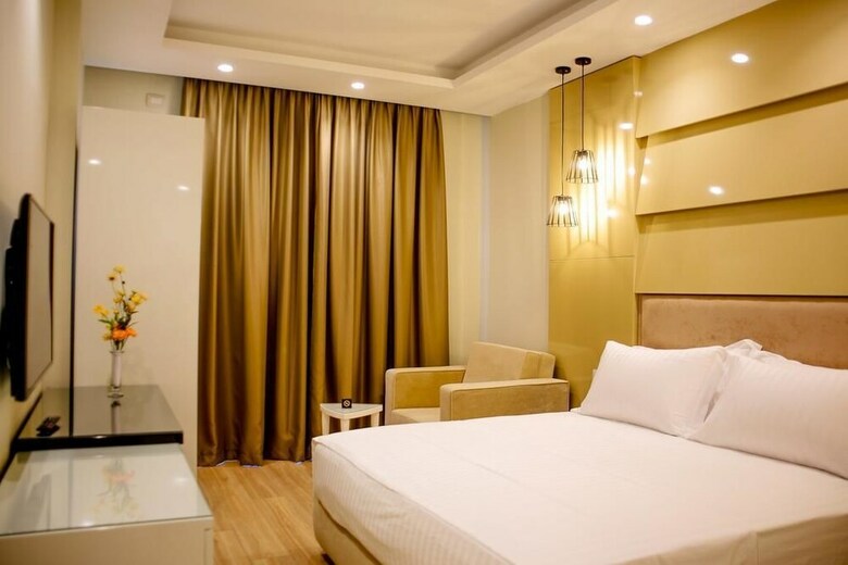 Hotel Luxury