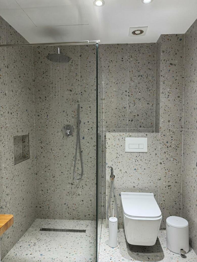 Hostal Villa White