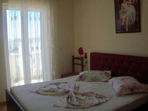 Hostal Studios Florand Sela
