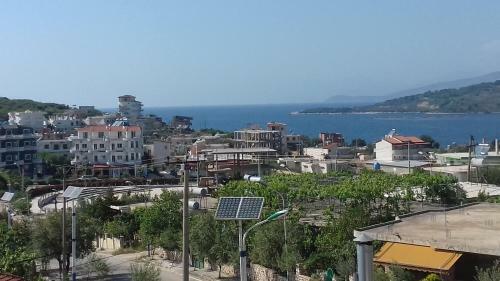 Hostal Studios Florand Sela