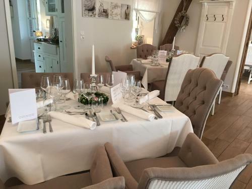 Hostal White Cottage Garden