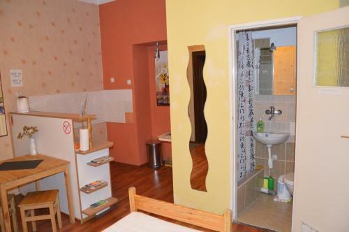 Old Walls Hostel