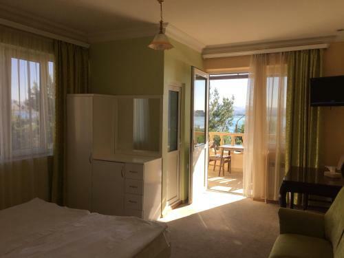 Hotel Ashot Erkat