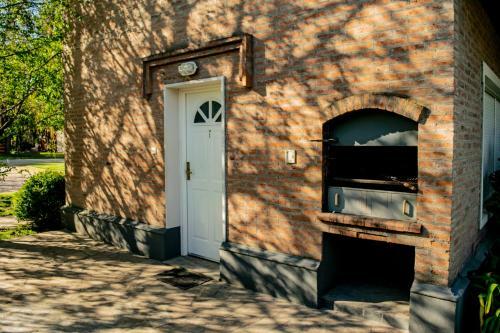 Los Robles Apart Hotel