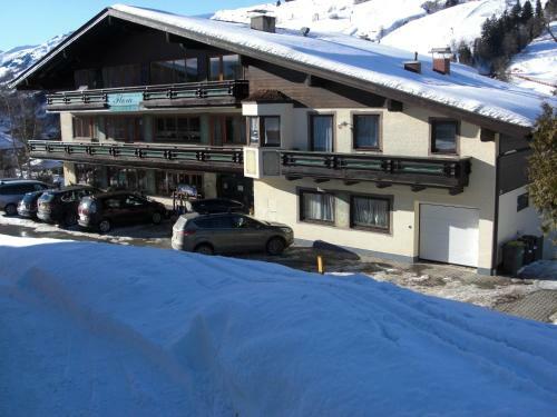 Hostal Hotel-pension Flora