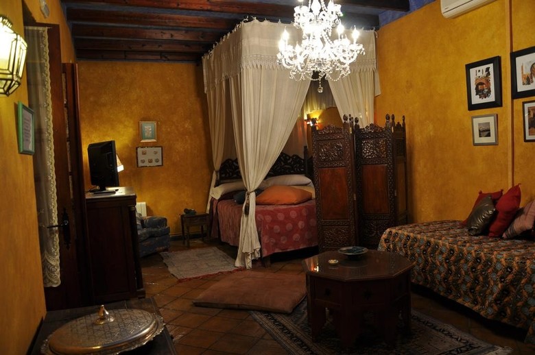 Hostal Hoster�a Lineros 38