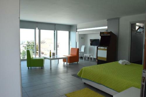 Hotel Pambos Napa Rocks