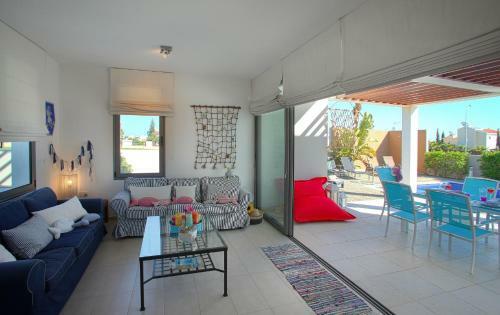 Villa Napa Pearl