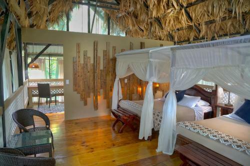 Almonds And Corals Lodge
