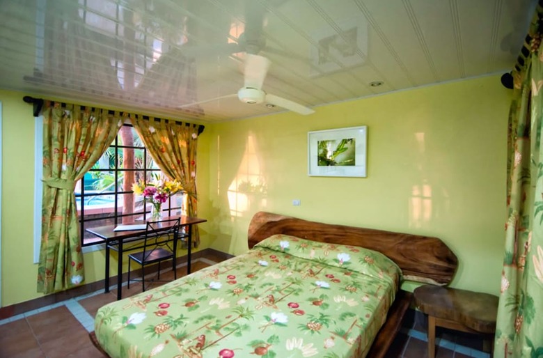 Waterfront Hotel Verde Mar
