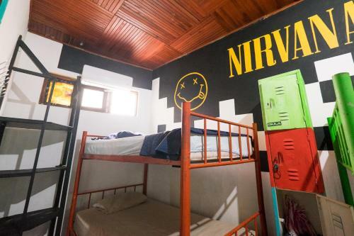 Pura Vida Hostel Tamarindo