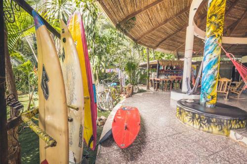 Pura Vida Hostel Tamarindo