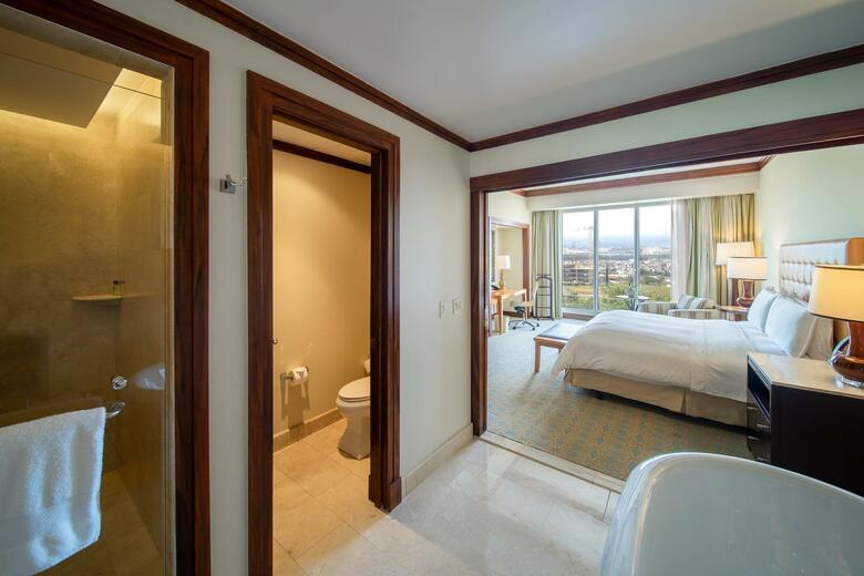 Real Intercontinental Costa Rica At Multiplaza Mall, An Ihg Hotel