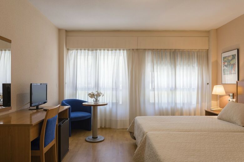Hotel Husa Villa San Juan