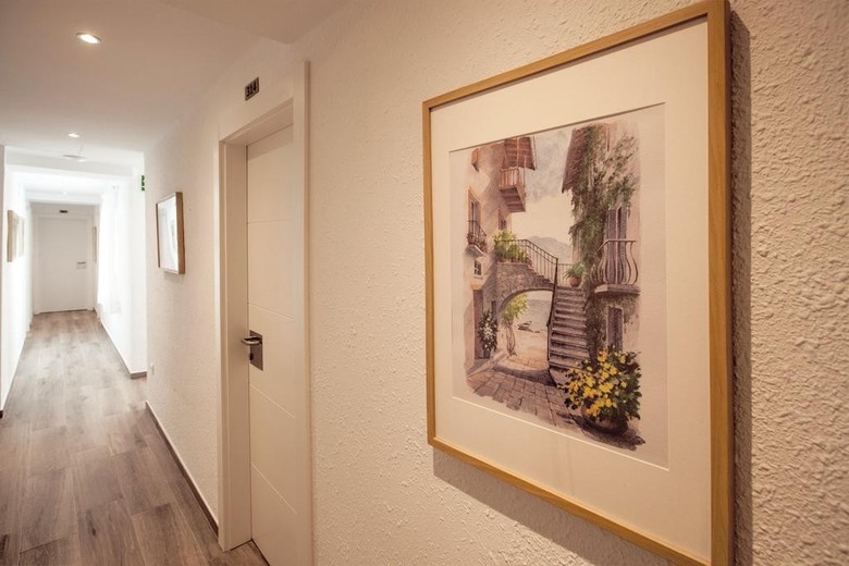 Hostal Serramar