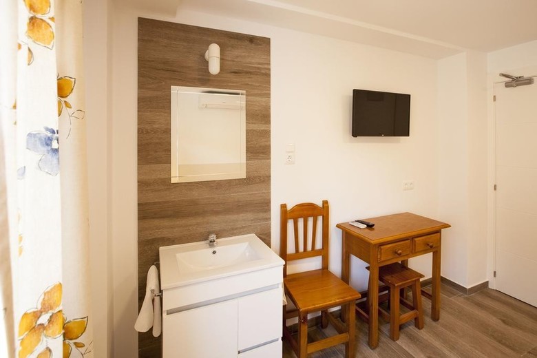 Hostal Serramar