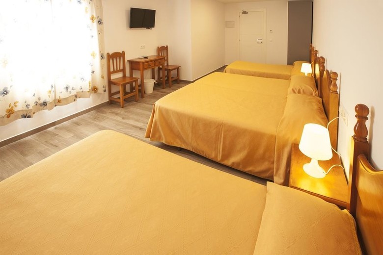 Hostal Serramar
