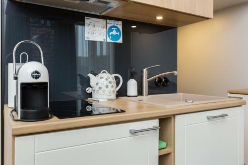 Angleterre Apartments