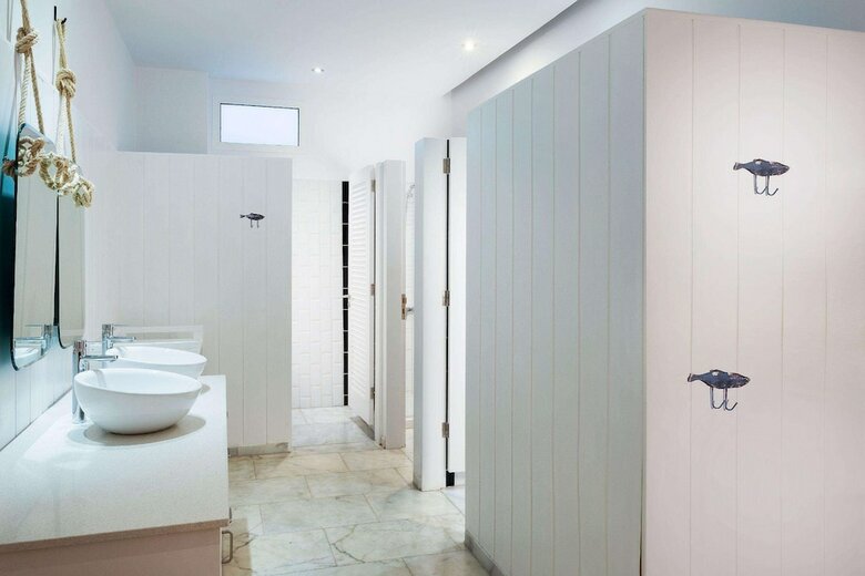 Hotel Marina Suites