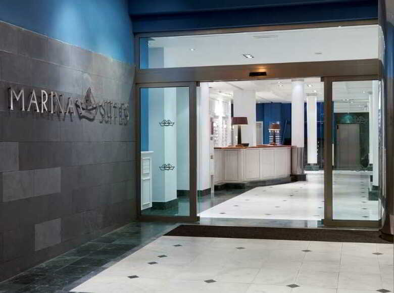 Hotel Marina Suites