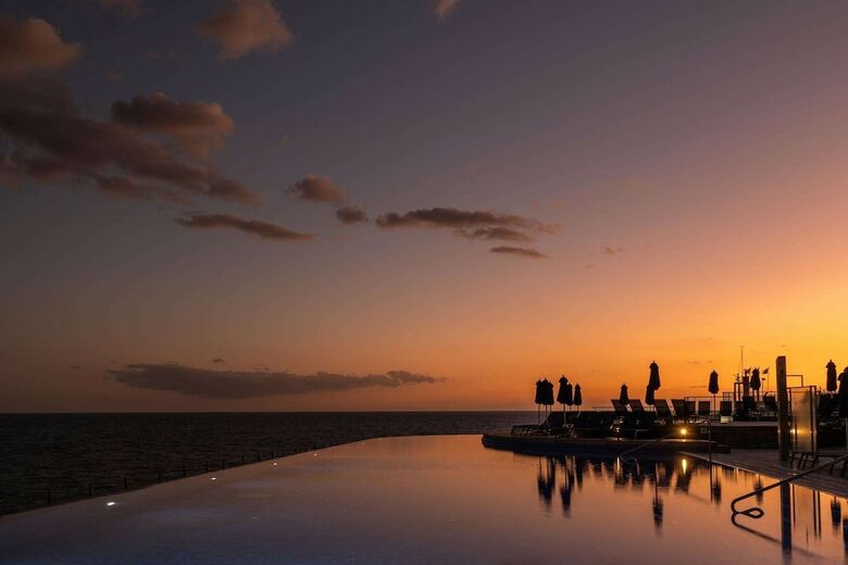 Hotel Marina Suites
