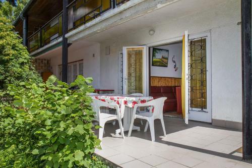 Apartamento Familia Nyaral� 166