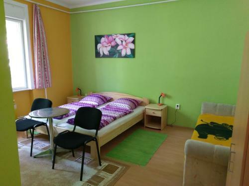 Hostal Gl�zer-sz�ll�