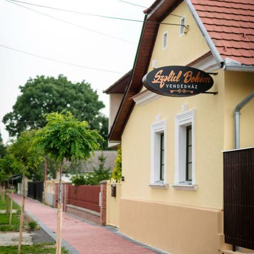 Szolid Boh�m Vend�gh�z