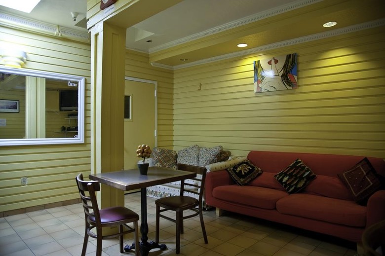 Albergue European Guest House