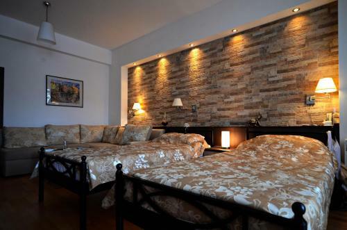 Aries Apartments