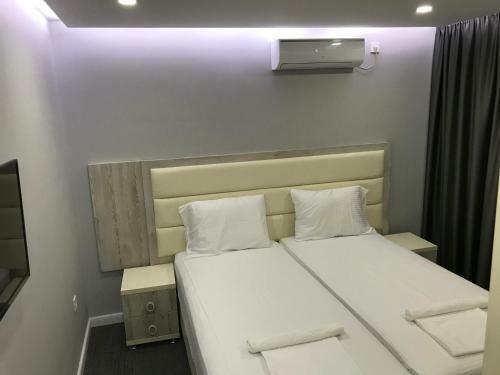 Hostal Guesthouse Montex