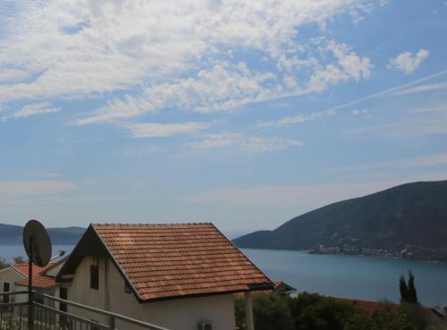 House By The Sea