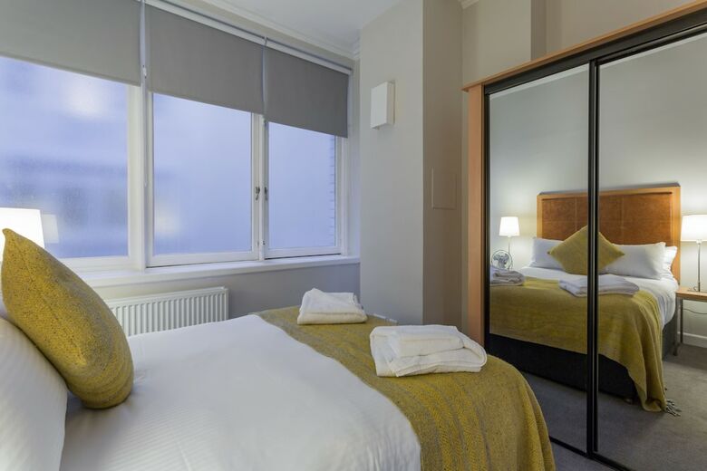 Hotel Premier Suites Plus Glasgow George Square
