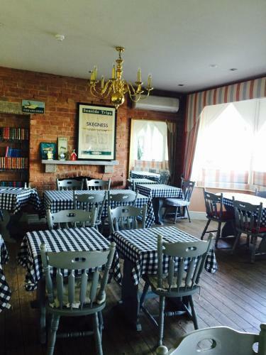 Chatsworth Hotel