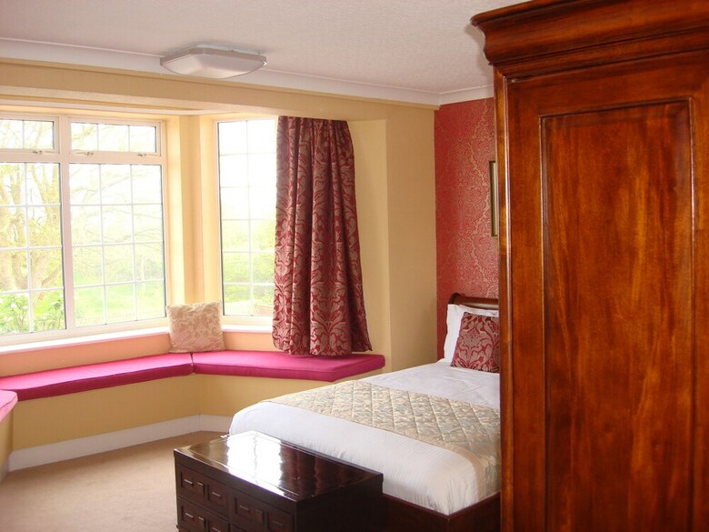 Yellow Mountain Hotel
