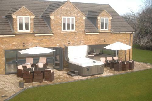 Hotel Woodhouse Farm Lodge