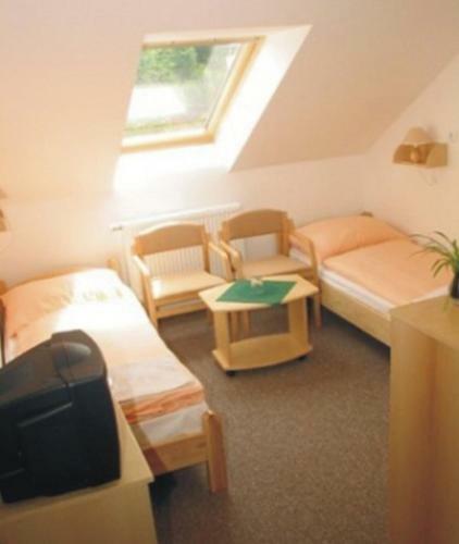 Hotel Dermot