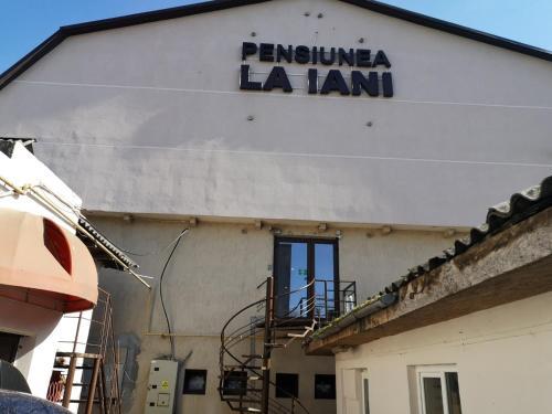 Hostal Pensiunea La Iani