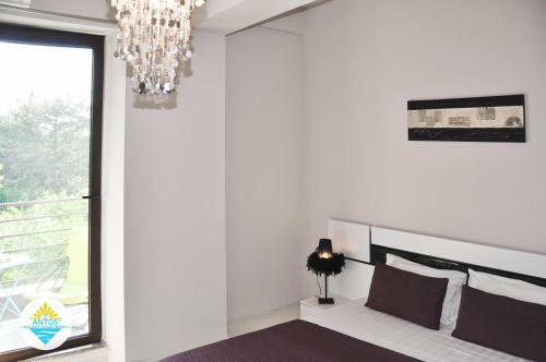 Antos Deluxe Apartment