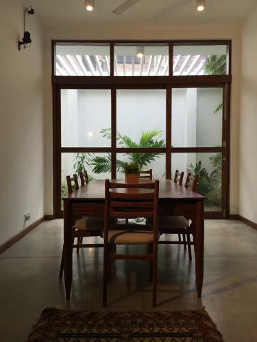 Hostal Sayura House