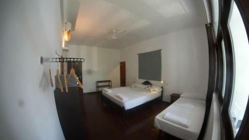 Hotel Coral Seas Beach Hikkaduwa