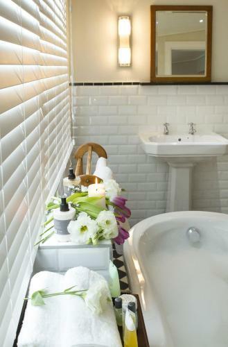 Royal St. Andrews Hotel, Spa And Conference Centre