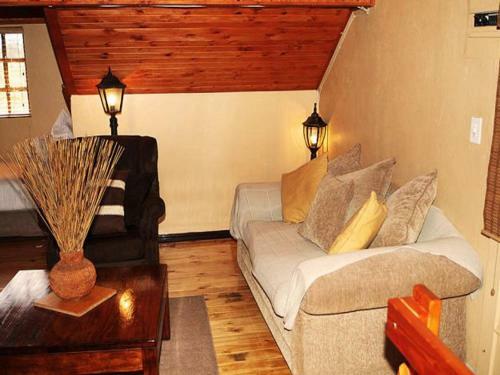 Hostal Tudor Lodge Guest House