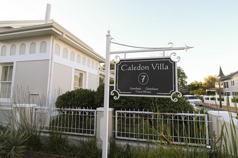Hostal Caledon Villa