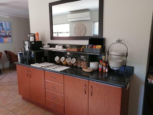 Hostal Monte Carlo B&B