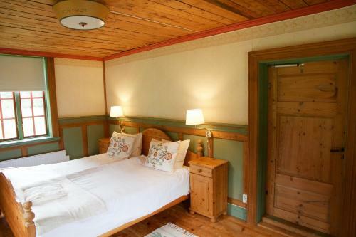 Bed & Breakfast The Lodge - Torsby