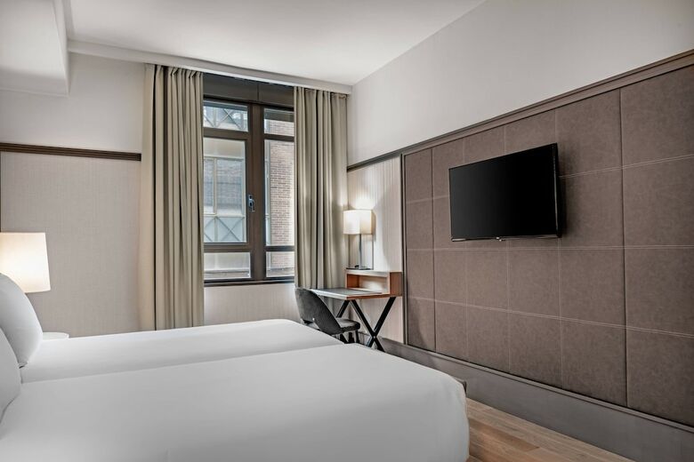 AC Hotel Avenida de Am�rica By Marriott