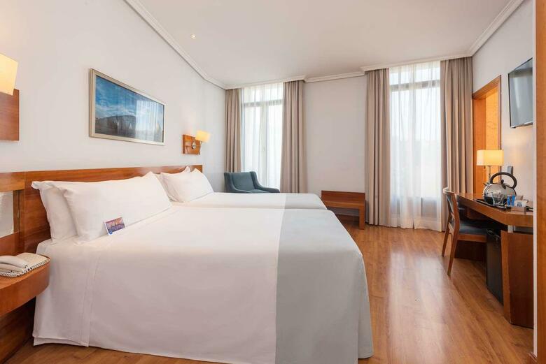 Hotel TRYP Madrid Atocha